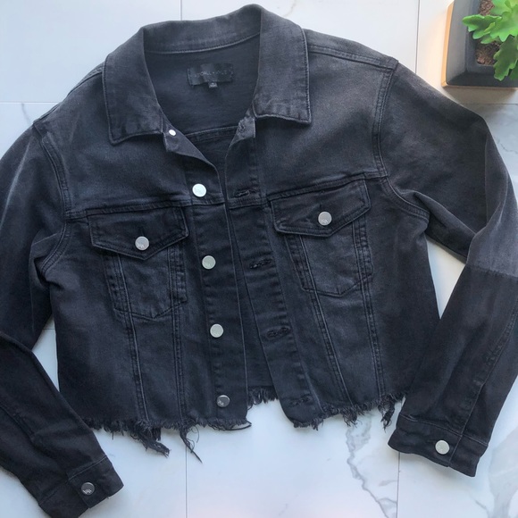 Kendall & Kylie Jackets & Blazers - Kendall & Kylie Black Crop Denim Distressed Jacket